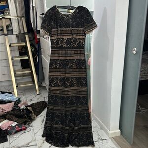 BCBGMaxAzria Black and Tan Sheath Dress Cocktail